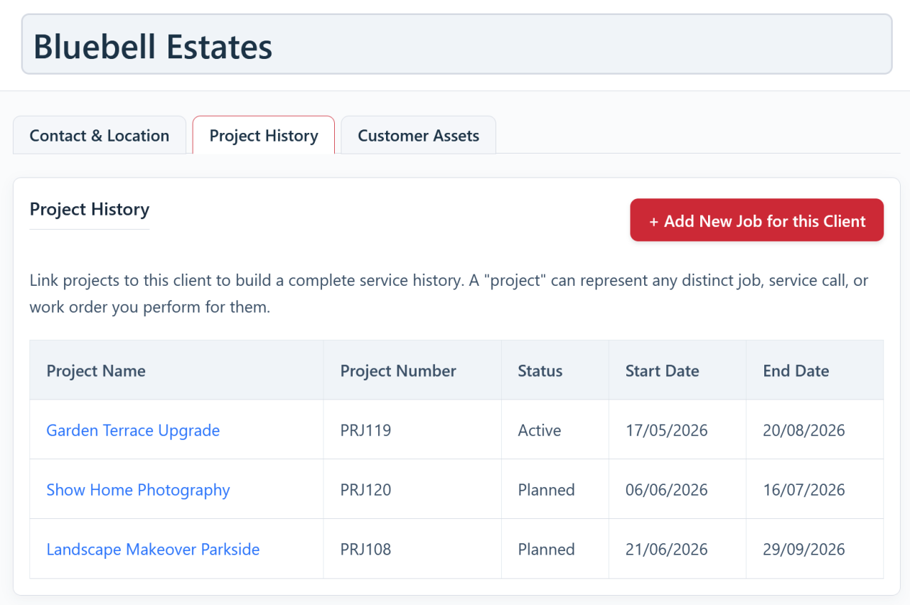 Screenshot — a client's project history, showing the jobs and the equipment linked to that customer.