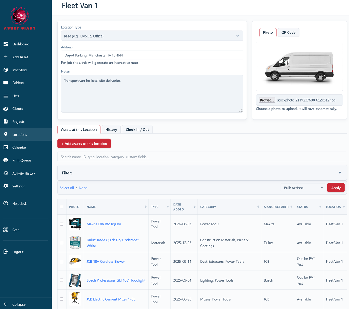 Screenshot — a vehicle location record showing its assigned assets.